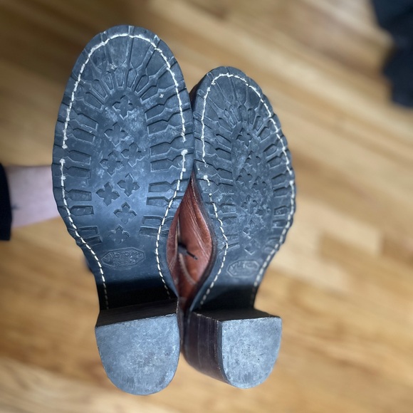 Frye Sabrina Brown Leather Lace Up Boots with Chunky Heel - Picture 3 of 4